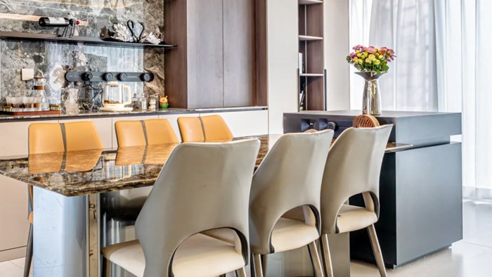 意式輕奢風(fēng)餐邊柜設(shè)計，顏值與實用并存！·極刻美家全屋整裝